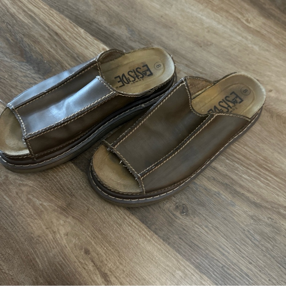 YTK LOWER EAST SIDE Brown leather Slip-On Shoes - Picture 2 of 16